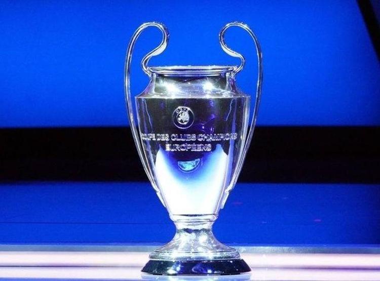 GALATASARAY GRUPLARA KALDI UEFA ÜLKE SIRALAMASI GÜNCELLENDİ