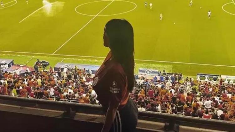 WANDA NARA TRİBÜNDE