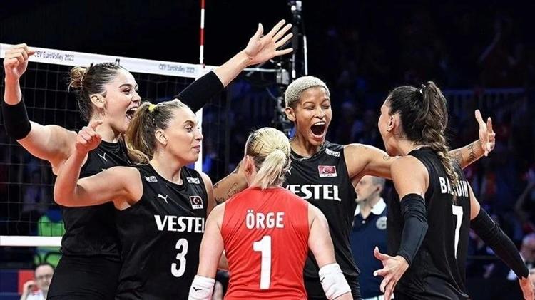 Türkiye Sırbistan 2023 CEV Avrupa Şampiyonası finali ne zaman Filenin Sultanları final maçı hangi kanalda