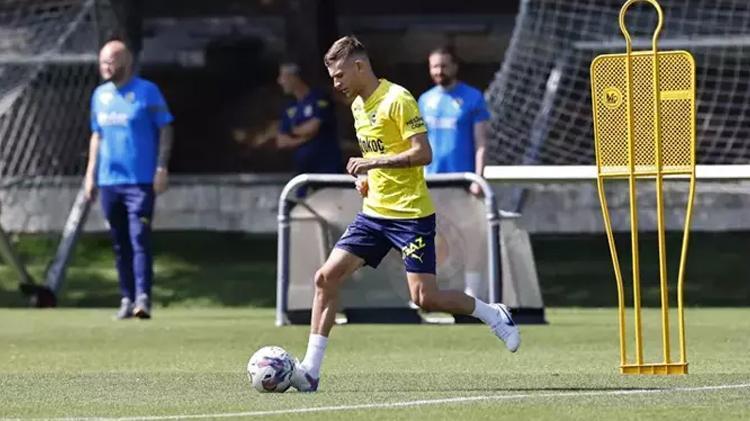 SEBASTIAN SZYMANSKI (FENERBAHÇE)