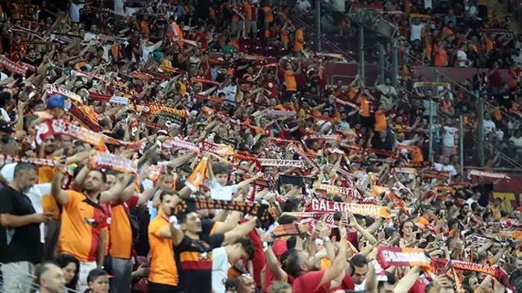 GALATASARAY SÜPER LİGDE TARİHE GEÇTİ