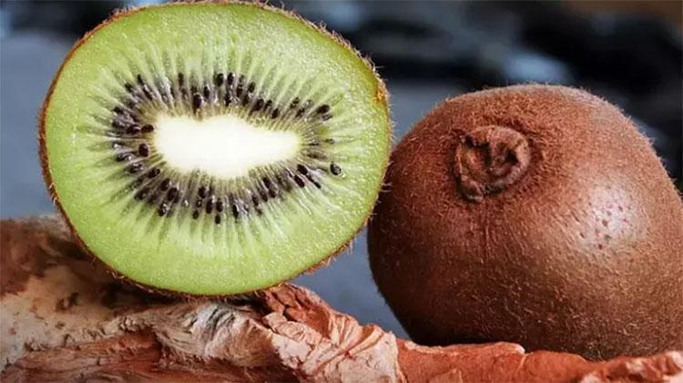 KİVİNİN FAYDALARI NELERDİR