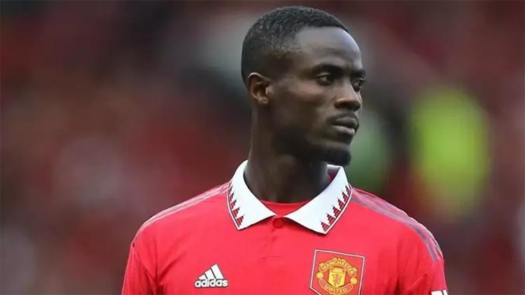 Sokakta 2. el telefon ve sigara satarak büyüdü, şimdi paraya para demiyor İşte Eric Bailly’nin hayatının dönüm noktası