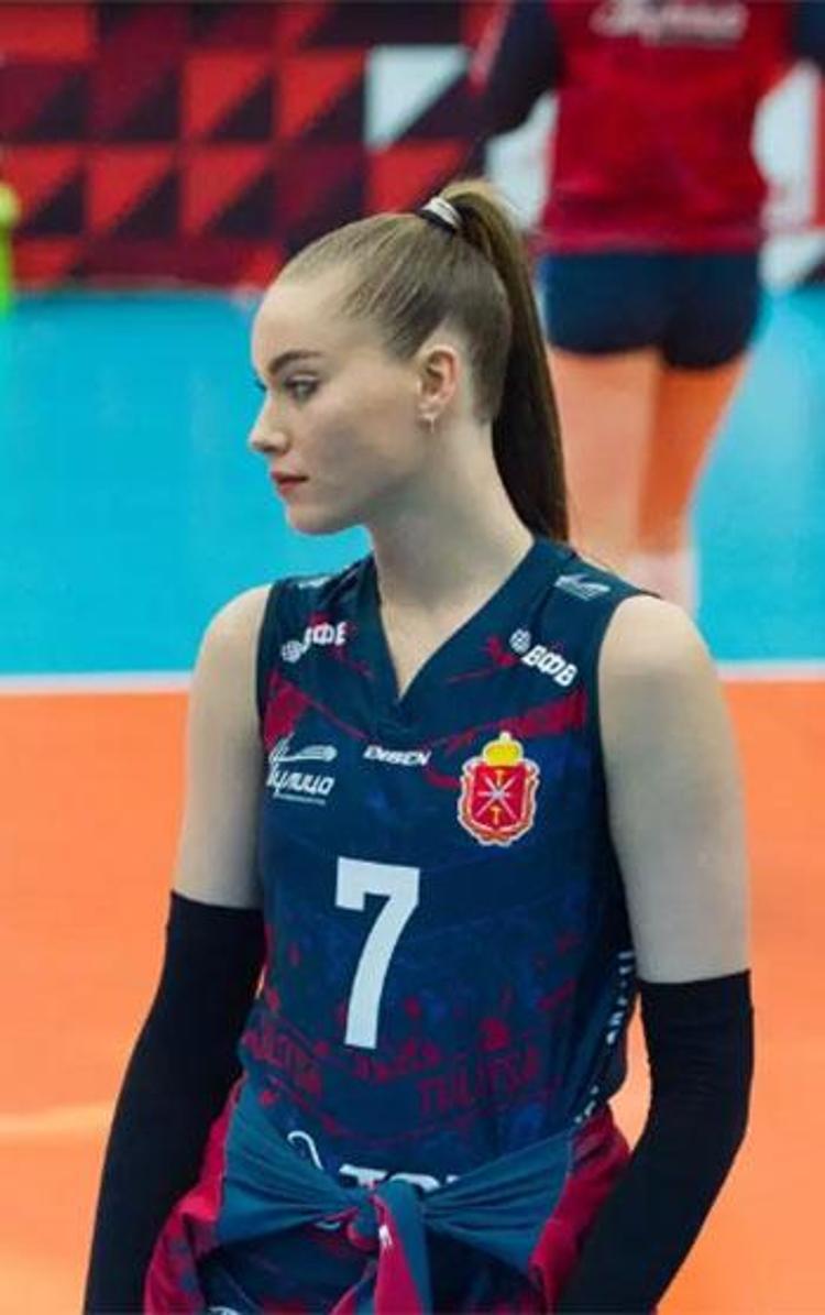 Rus voleybolcu Anastasia Lyashko güzelliğiyle gündem oldu