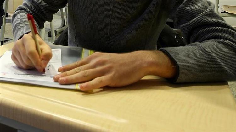 Türkiye Diyanet Vakfı burs başvuru tarihi ne zaman bitiyor TDV burs başvurusu nasıl yapılır