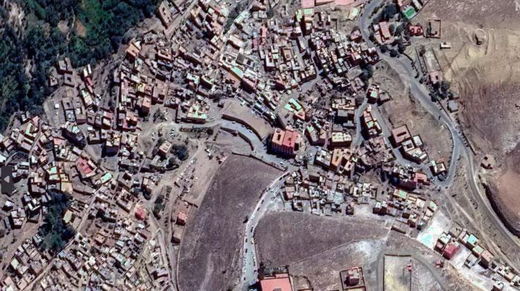 Fasta deprem felaketi Sarsıntıda köyün yarısı öldü diğer yarısı ise kayıp...