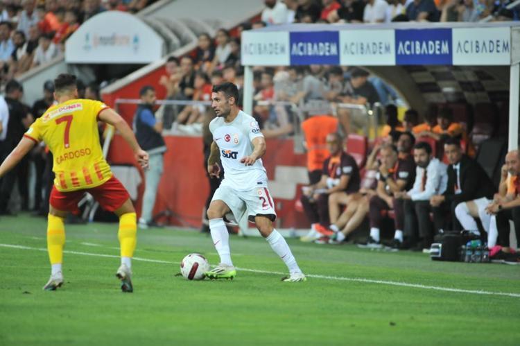 Ocak ayına kadar transfer yok Zorlamaya gerek yok, Kaan Ayhan bize yeter