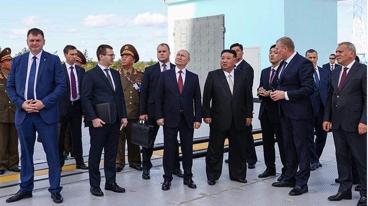 Putin ile Kim Jong Un dünyaya ilan etti: Anlaşma sağlandı