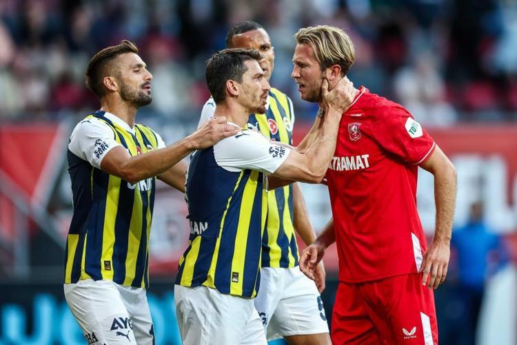 Fenerbahçeye orta saha şoku Yönetime resti çekti: Bu maaşa size gelmem