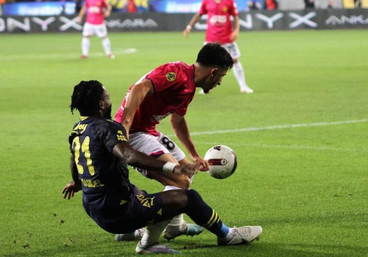 İşler iyice karışacak Tadic, Dzekoyu yanına alıp ateş püskürdü, Ryan Kent, Batshuayi...