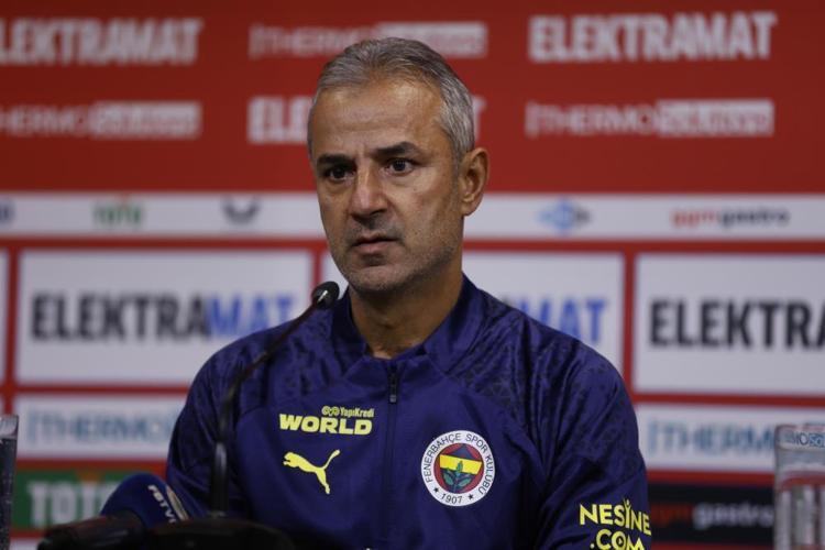 Fenerbahçede istenmeyen adamdı, takımın gözdesi oldu Peş peşe 3 ayrılık birden
