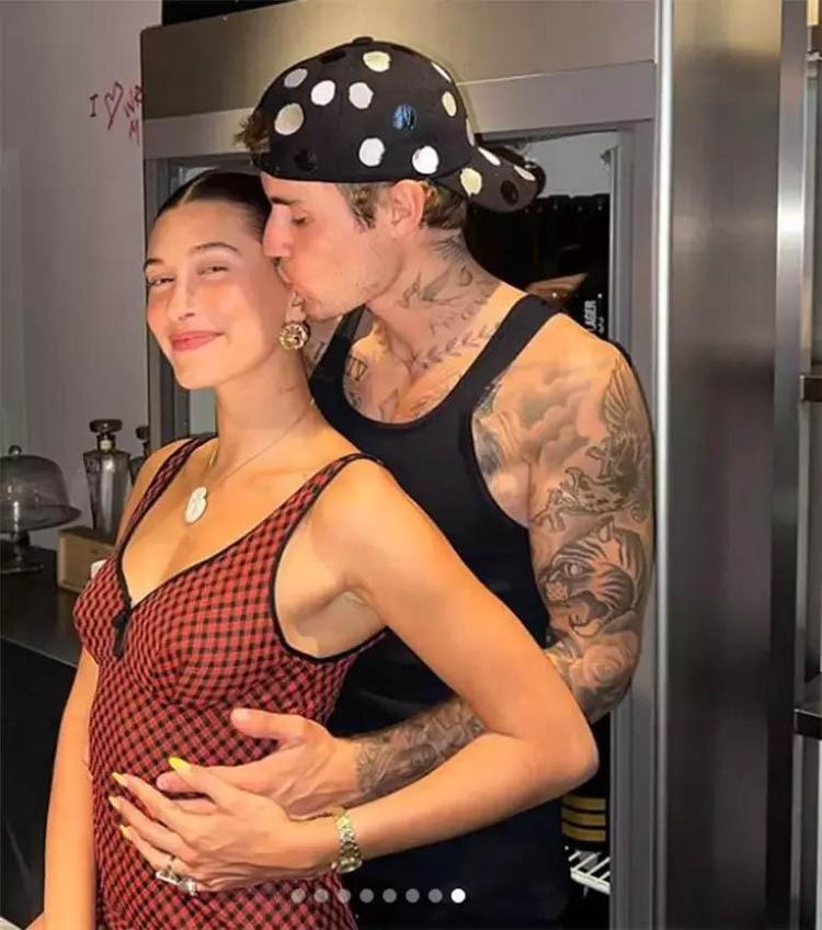 Justin Bieber evlilik yıl dönümünü romantik sözlerle kutladı “En değerli olana, sevgilime”