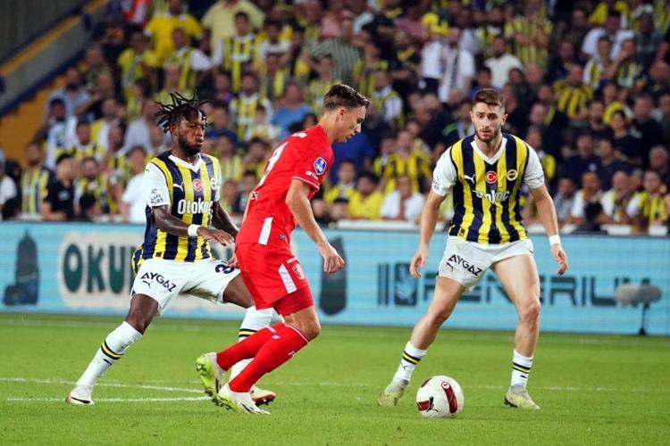 İsmail Kartaldan orta saha planı İsmail Yüksek kadroda yok, Mert Hakana gün doğdu