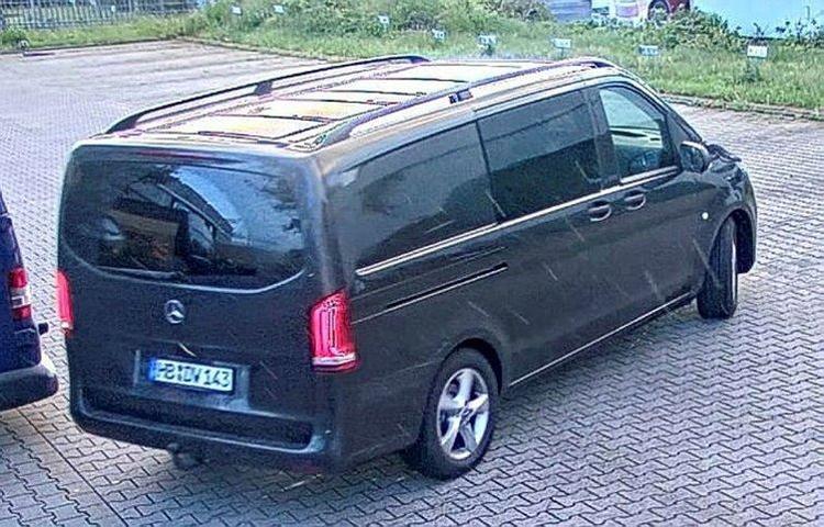 KARA YOLUYLA VİYANAYA, TİCARİ HAVAYOLU İLE TÜRKİYEYE