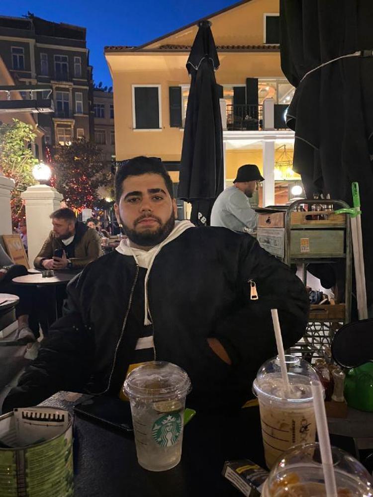 Mide küçültme ameliyatı hayatını kabusa çevirdi Ölümden döndü