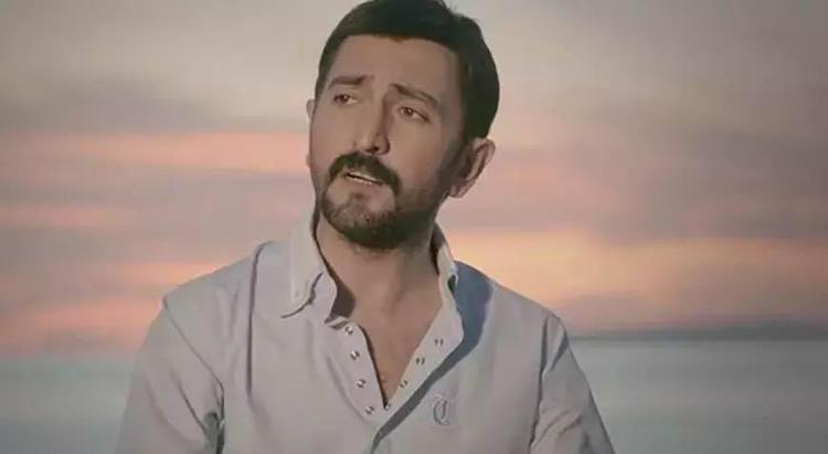Ferman Toprak evinin kapılarını açtı Beykozda 5 katlı villa...