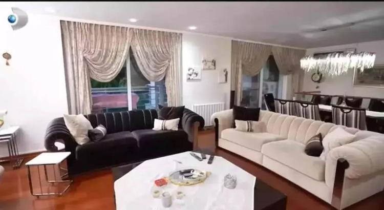 Ferman Toprak evinin kapılarını açtı Beykozda 5 katlı villa...