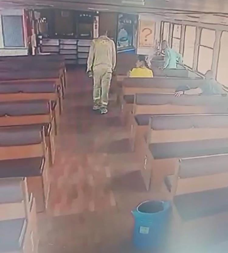 Vapurda 14 yaşındaki yolcunun saçını yaktı ifadesi ortaya çıktı
