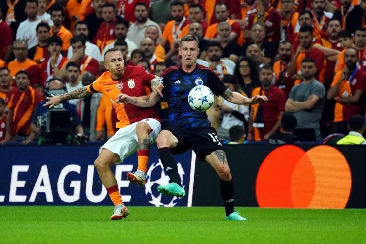 GOL PERDESİNİ KOPENHAG AÇTI