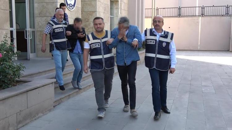 Kuyumcuları düşük ayarlı altın dolandırıcılığından gözaltına alındılar gazetecilere tepki gösterdiler: Basına haber veriliyor Çok ayıp bir şey