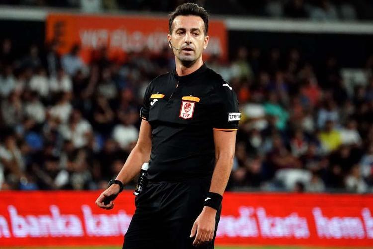 Başakşehir galibiyetinin ardından Galatasarayın yıldızını uyardı Bir daha formayı zor görür