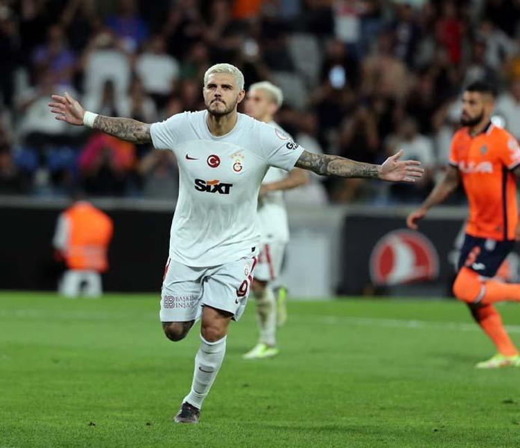 Başakşehir galibiyetinin ardından Galatasarayın yıldızını uyardı Bir daha formayı zor görür