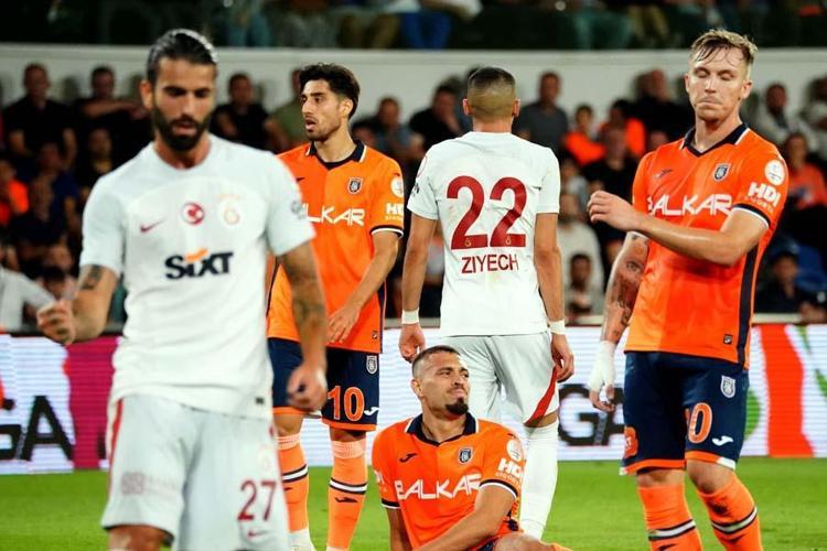 Başakşehir galibiyetinin ardından Galatasarayın yıldızını uyardı Bir daha formayı zor görür