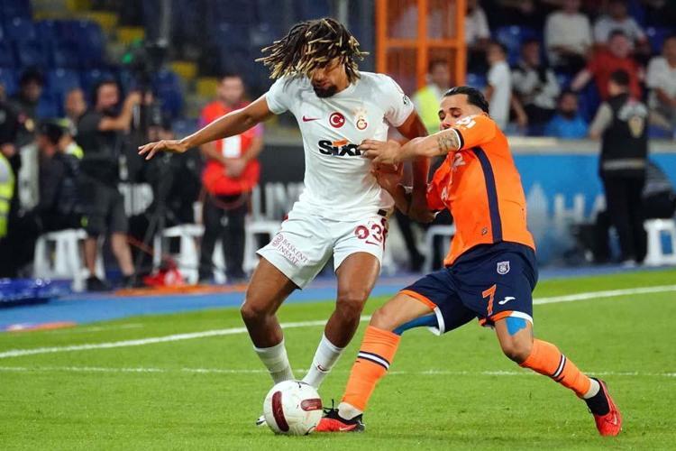 Başakşehir galibiyetinin ardından Galatasarayın yıldızını uyardı Bir daha formayı zor görür