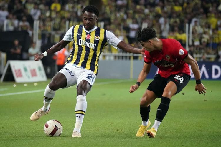 1-0 sonrası Fenerbahçede ayrılık İsmail Kartalın gözbebeğiydi, dünya devine gidiyor