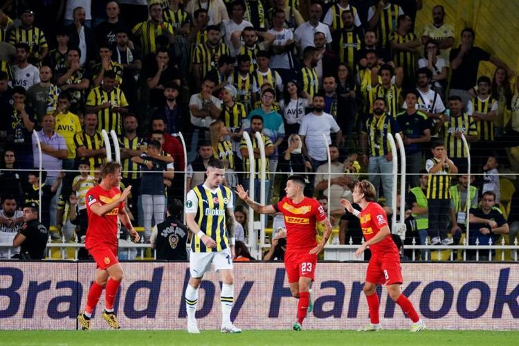 Tam bir fiyasko Avrupaya transfer olan Yeni Kim Min Jae Samandıradan ayrılamadı