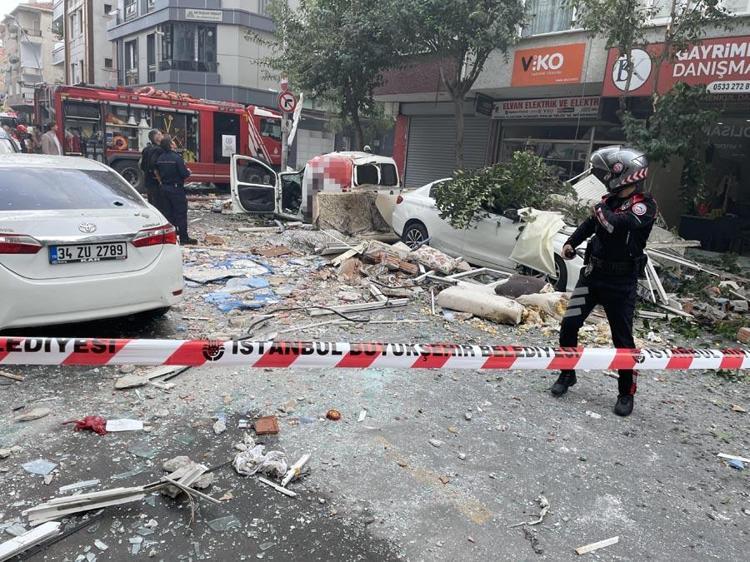 Şirinevlerde patlama meydana geldi Valilik acı haberi duyurdu: 1 can kaybı 4 yaralı