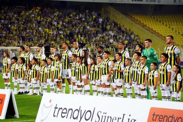 İsmail Kartal Szymanski, Tadic dedi, olay kararını açıkladı: Artık hepsine yasakladım