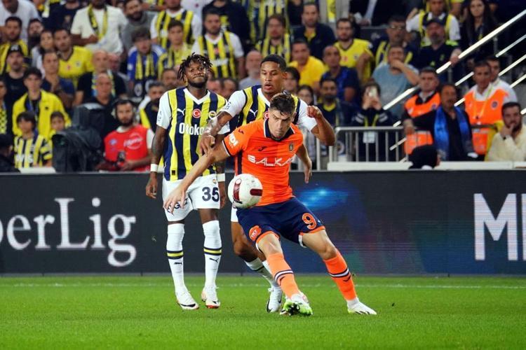 İsmail Kartal Szymanski, Tadic dedi, olay kararını açıkladı: Artık hepsine yasakladım