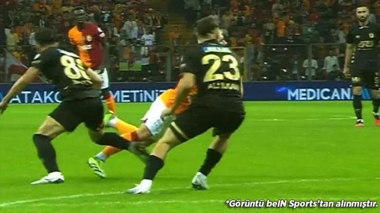 Galatasarayın ikinci golünde top çizgiyi geçti mi Eski hakem canlı yayında açıkladı