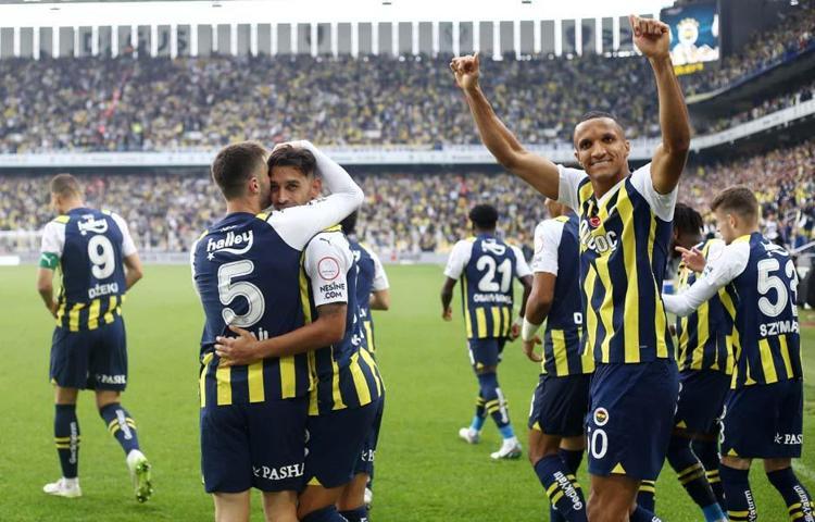 Fenerbahçenin yıldızından bir sezona bedel katkı Sezona müthiş başlangıç...