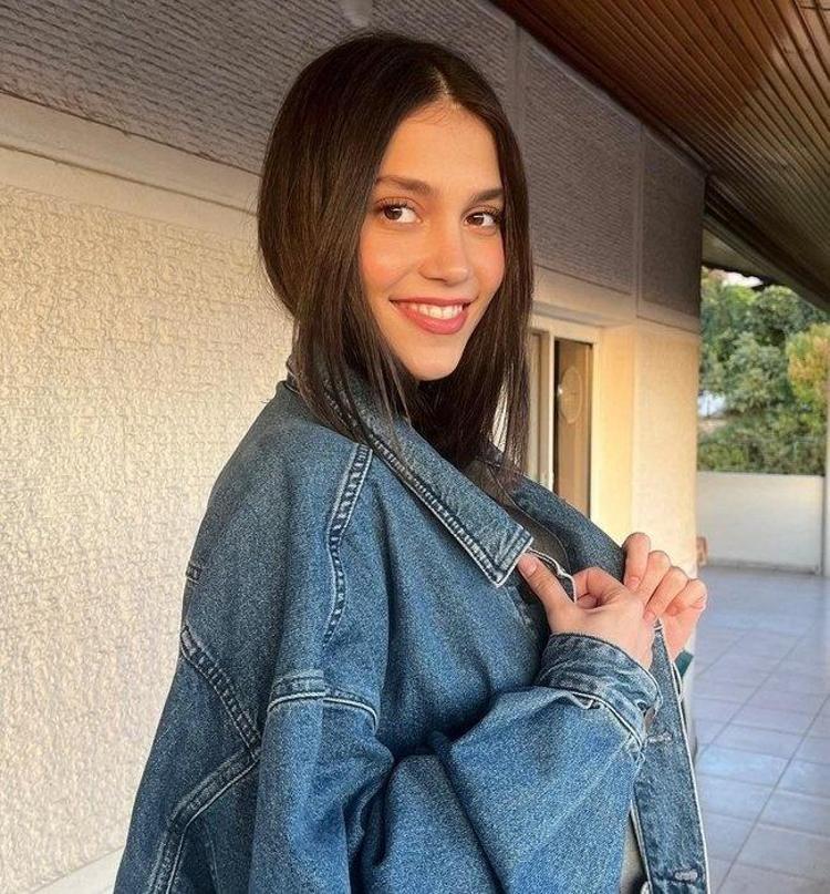 ECEM SENA BAYIR KİMDİR