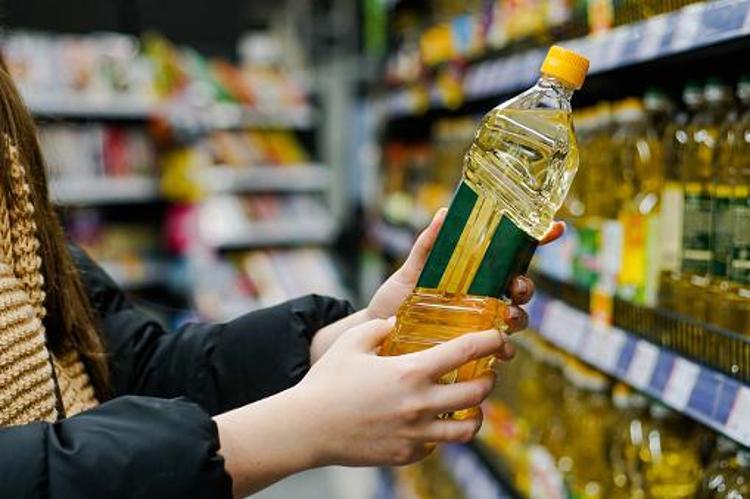 Ayçiçek yağı fiyatlarında büyük vurgun Marketlerin oyunu ifşa oldu