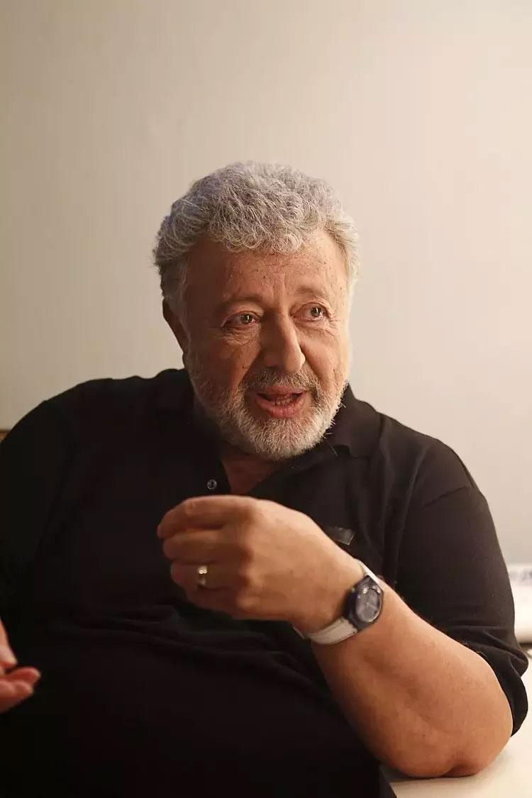 Metin Akpınarın kızlarından sonra torunları da ortaya çıktı Bilinmeyen detay herkesi şoke etti