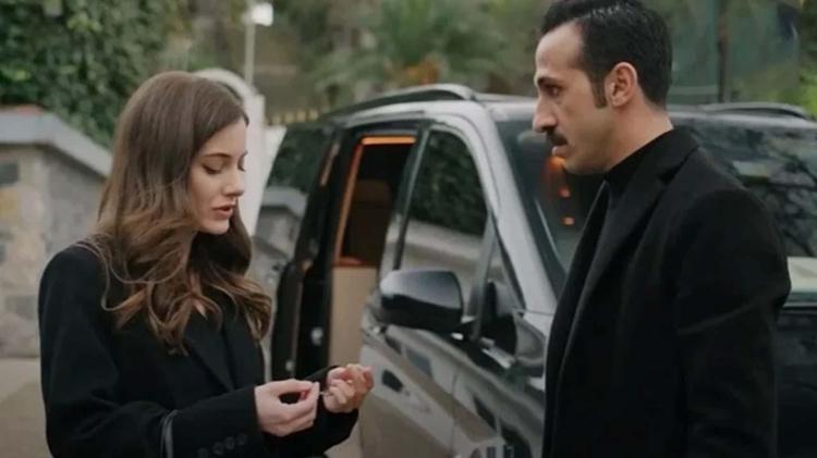 Afra Saraçoğlunu sinirlendiren soru Bıkmadınız mı