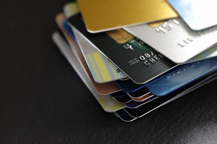 Kredi kartı olanlar dikkat Faizler arttı, bankalar art arda yeni oranları duyurdu