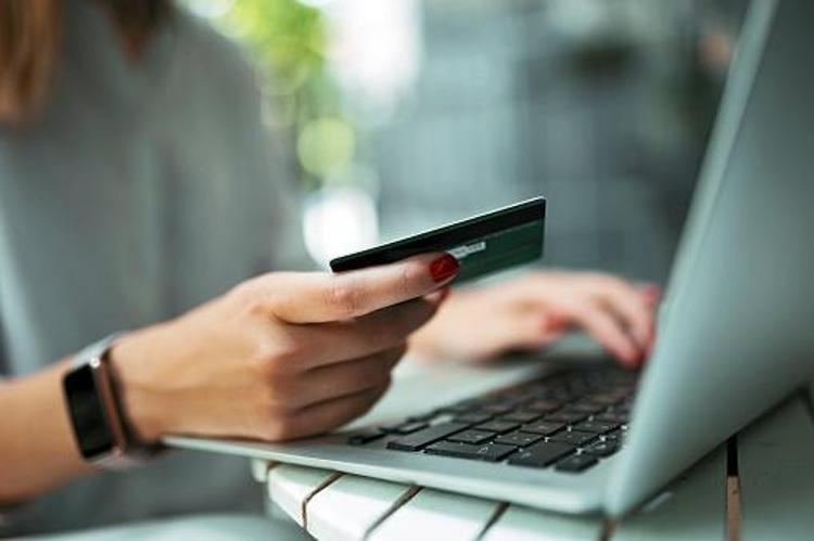 Kredi kartı olanlar dikkat Faizler arttı, bankalar art arda yeni oranları duyurdu