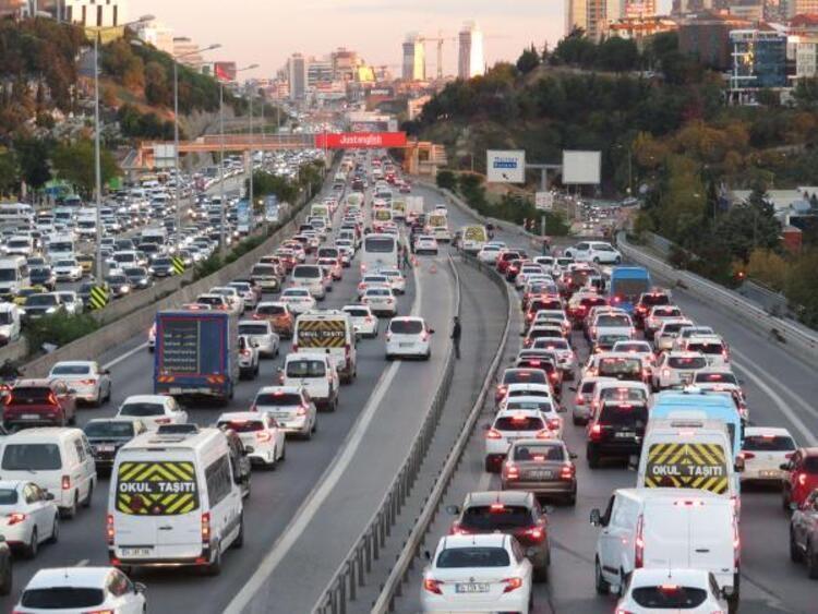 VATAN CADDESİ NEDEN KAPALI, NE ZAMAN AÇILACAK Kapalı olan Vatan Caddesi trafiğe ne zaman açılır, saat kaça kadar kapalı