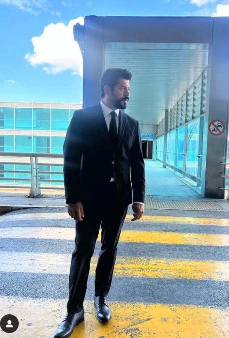 Burak Özçivit ile Ronaldonun buluşması gündem oldu