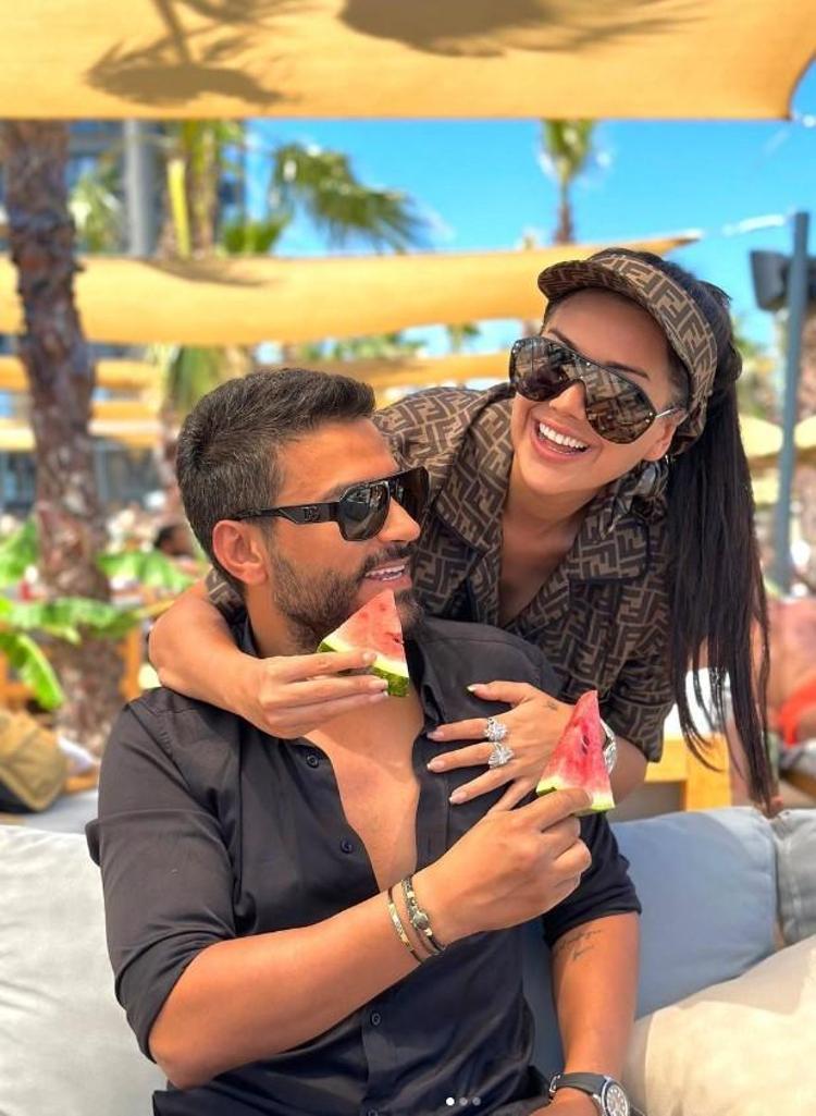 Dilan Polat gözaltında Demet Akalından eski fotoğrafçısı ile ilgili ilk açıklama geldi