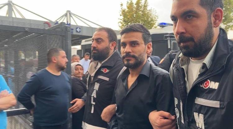 SAVCI ADETA İĞNEYLE KUYU KAZDI
