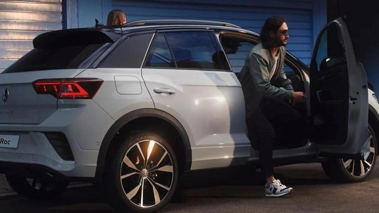 SUV modelde Volkswagen T-ROC bir ilki başardı Bu fiyata SUV almak inanılır gibi değil