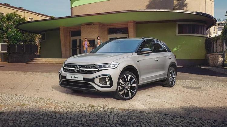SUV modelde Volkswagen T-ROC bir ilki başardı Bu fiyata SUV almak inanılır gibi değil