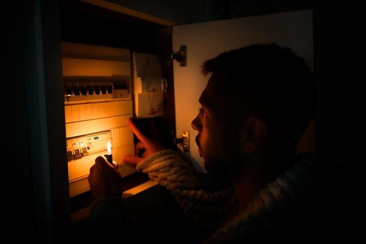 İstanbulun 22 ilçesinde elektrik kesintisi | Elektrikler ne zaman gelecek İşte 16 Kasım BEDAŞ elektrik kesintisi listesi