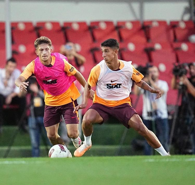 Okan Buruk yıldız oyunculara sırtını döndü Artık yeter, Zaha, Ziyech, Teteyi silsin...