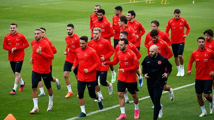 Montellanın yüzüne söyledi: Gruplara kaldık, bana gerek yok 2 yıldızı kadrodan çıkardı
